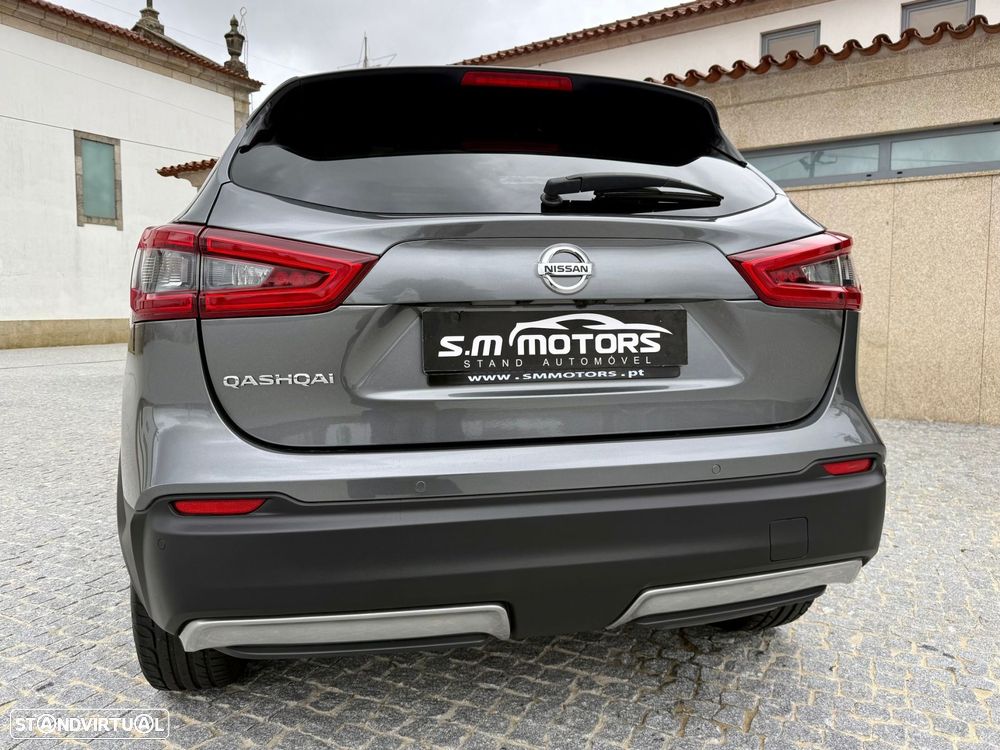 Nissan Qashqai 1.5 dCi N-Connecta - 6