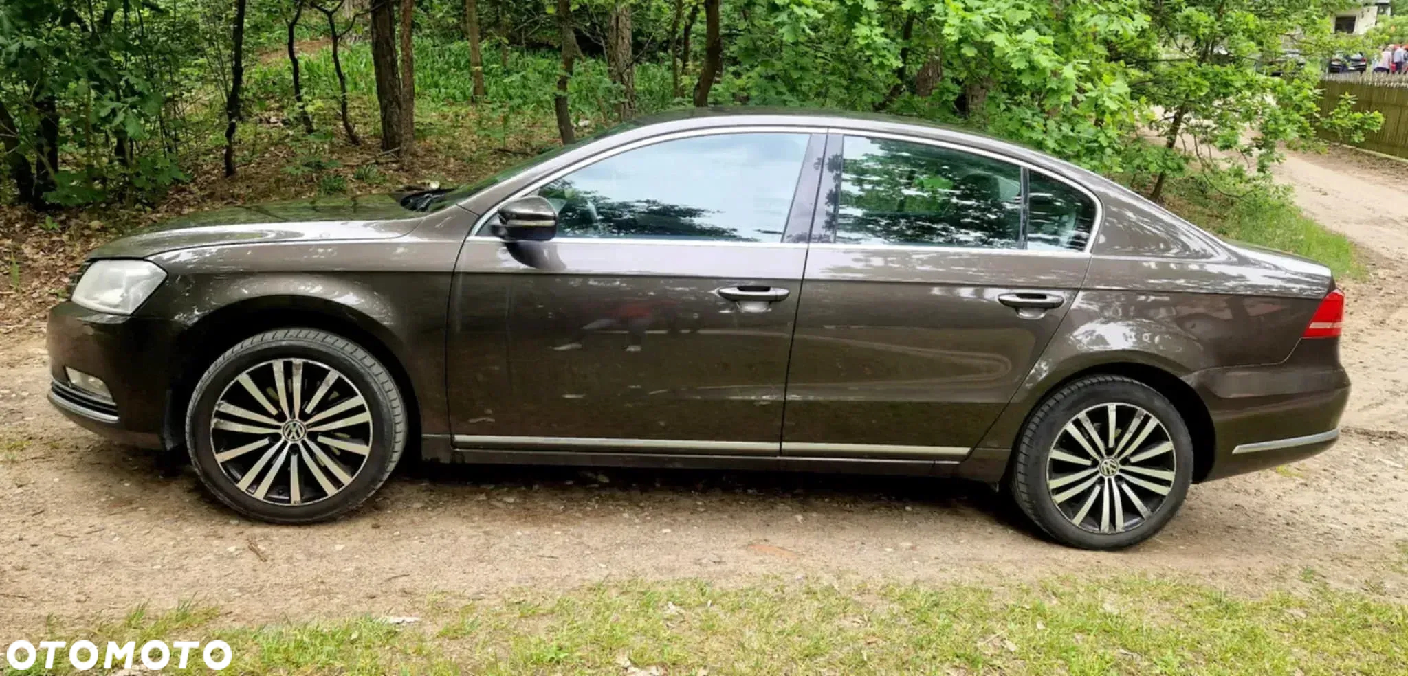 Volkswagen Passat 2.0 TDI Highline DSG - 2