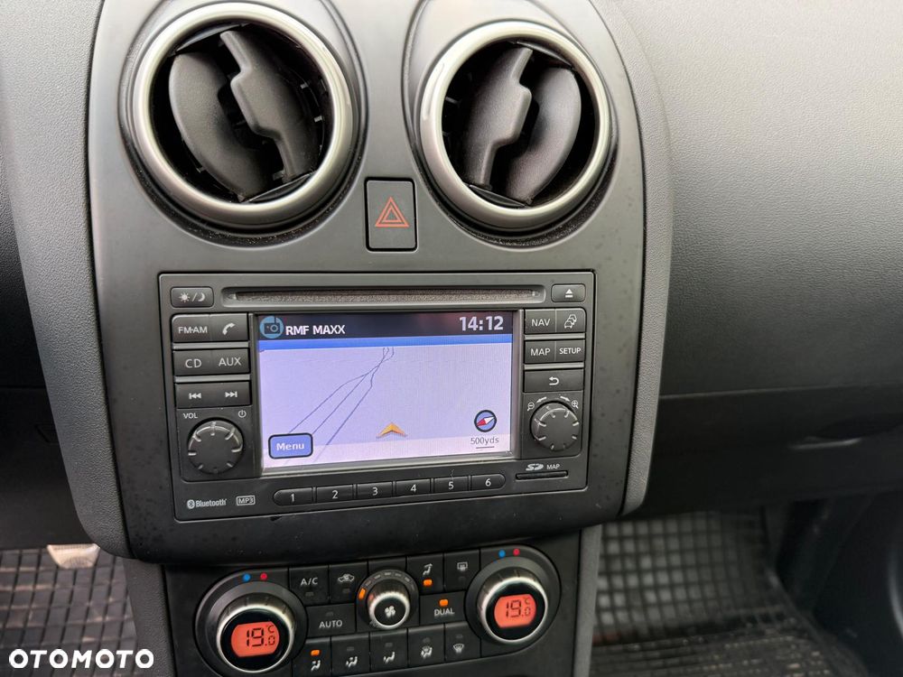 Nissan Qashqai 1.6 Tekna - 28