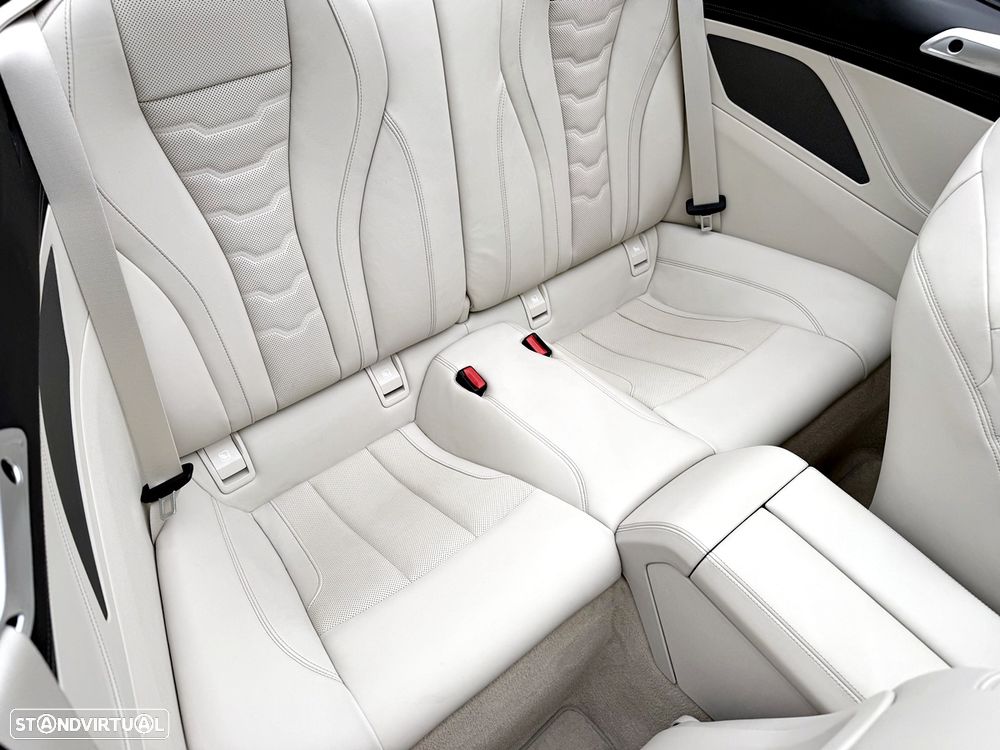 BMW 840 d xDrive Pack M - 34