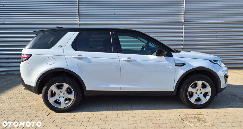 Land Rover Discovery Sport 2.0 eD4 HSE - 17