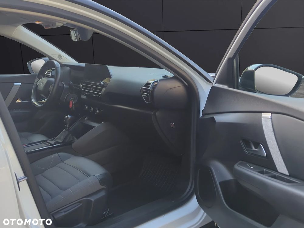 Citroën C4 1.2 PureTech Shine S&S - 15