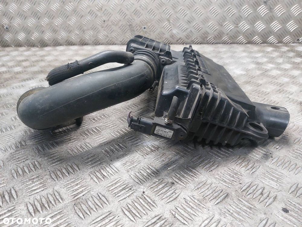 OBUDOWA FILTRA + PRZEPŁYWOMIERZ + RURA DOLOT RENAULT KANGOO I FL - 6