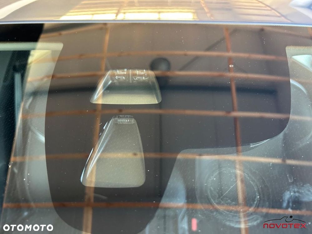 Volvo V40 D2 Drive-E Momentum - 25