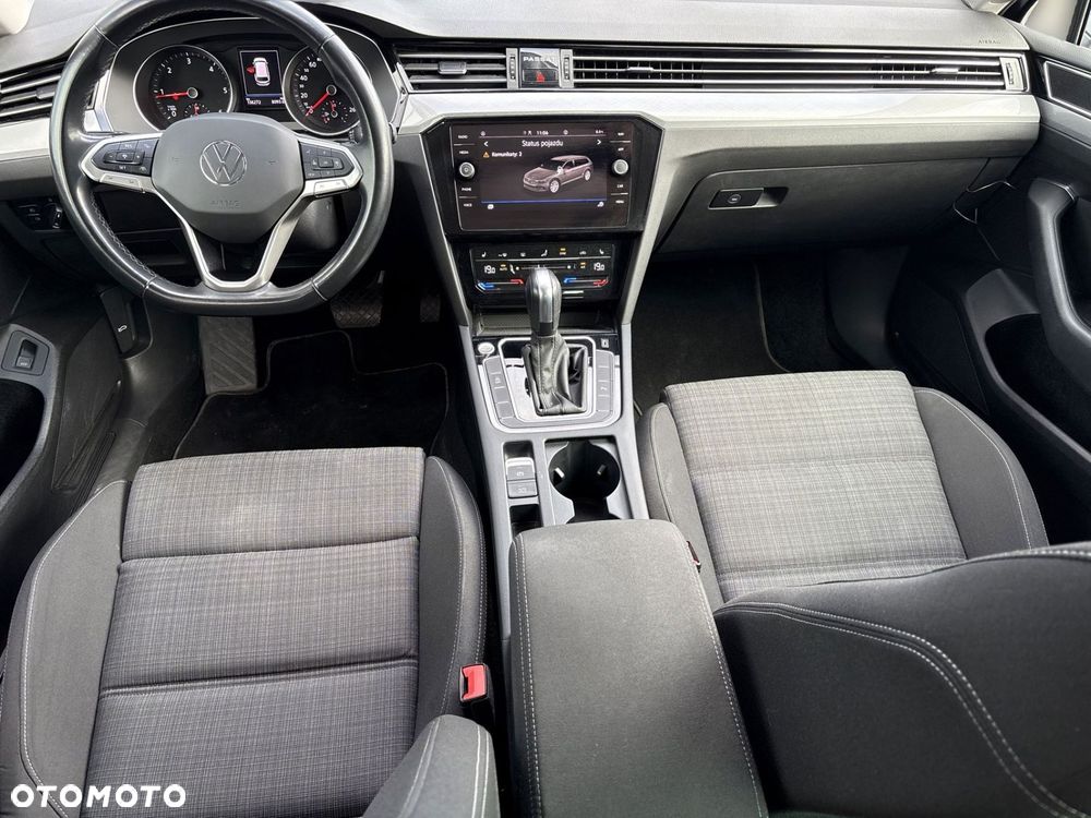 Volkswagen Passat - 19