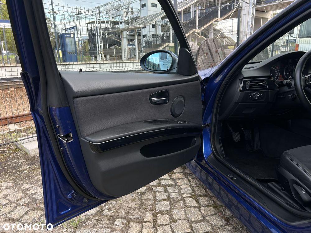 BMW Seria 3 - 15