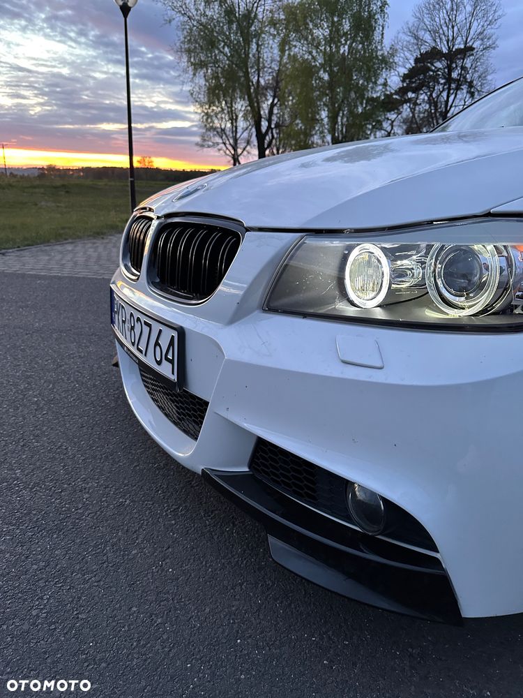 BMW Seria 3 325i Edition Sport - 10