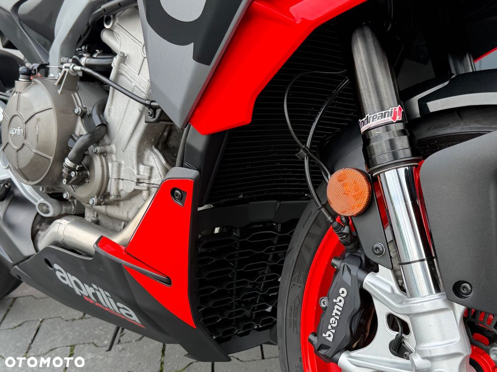 Aprilia Tuono - 18