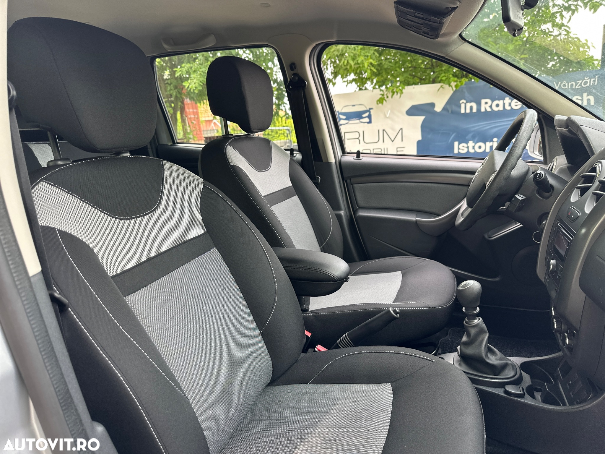 Dacia Duster 1.2 TCe 4x2 Laureate - 19