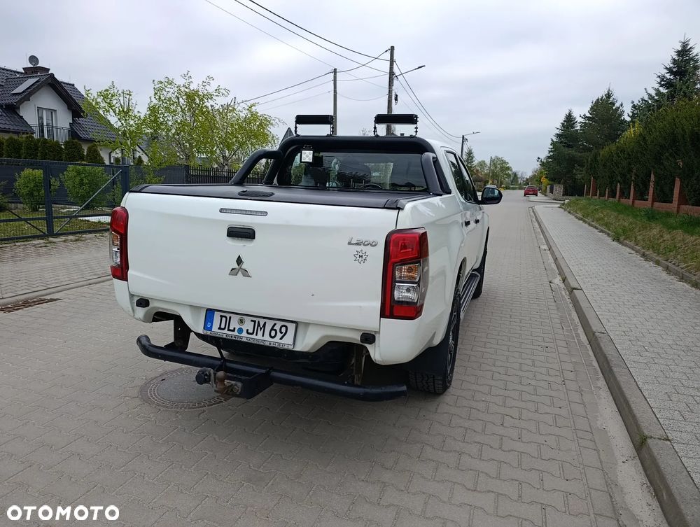 Mitsubishi L200 Pick Up 4x4 S&S Autm Double Cab Plus - 5