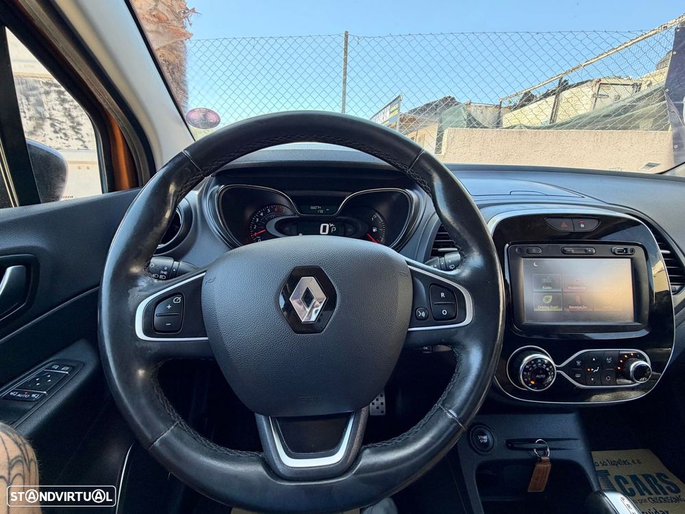 Renault Captur 1.2 TCe Exclusive EDC - 11
