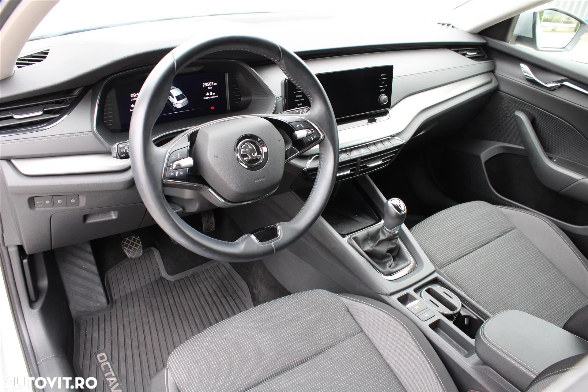 Skoda Octavia 2.0 TDI Ambition - 11