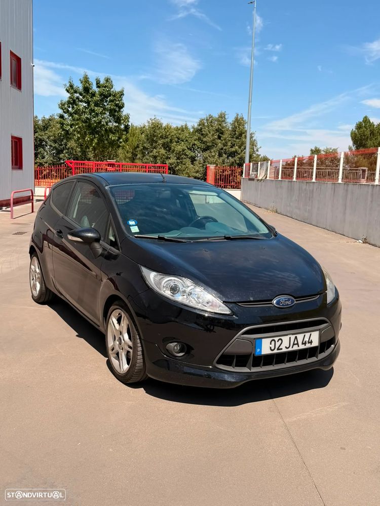 Ford Fiesta 1.6 TDCI Sport - 1
