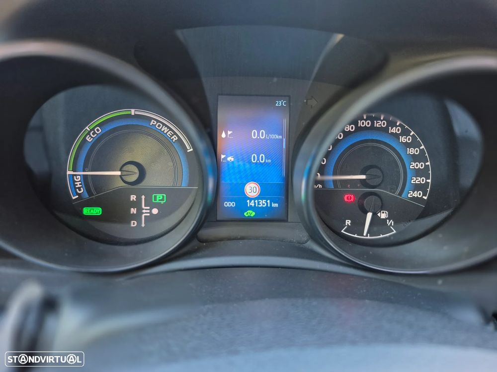 Toyota Auris 1.8 HSD Square Collection - 10
