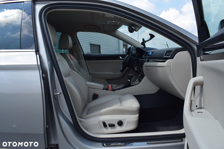 Skoda Superb 2.0 TSI L&K DSG - 15