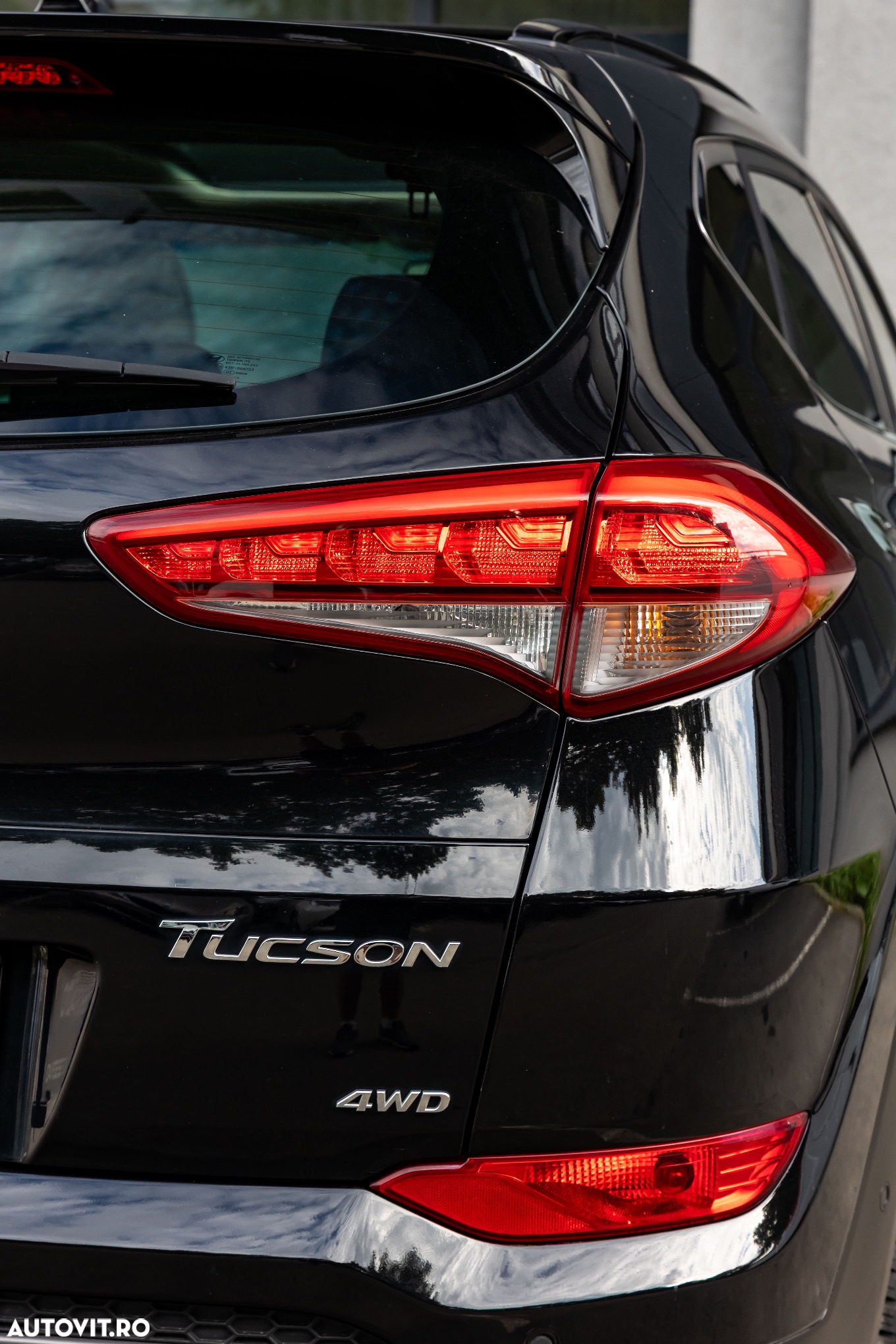 Hyundai Tucson 2.0 CRDI 4WD 6AT Luxury Pack+ - 14