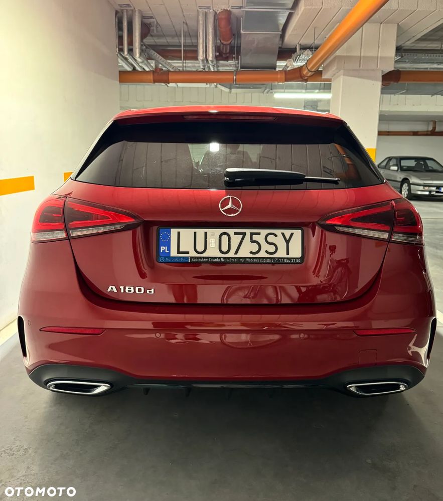 Mercedes-Benz Klasa A 180 d AMG Line 7G-DCT - 5