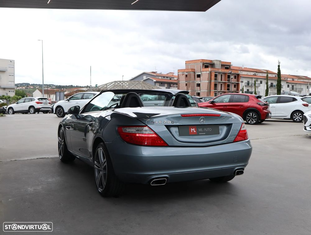 Mercedes-Benz SLK 200 (BlueEFFICIENCY) 7G-TRONIC - 9