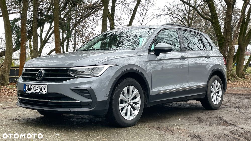 Volkswagen Tiguan - 12