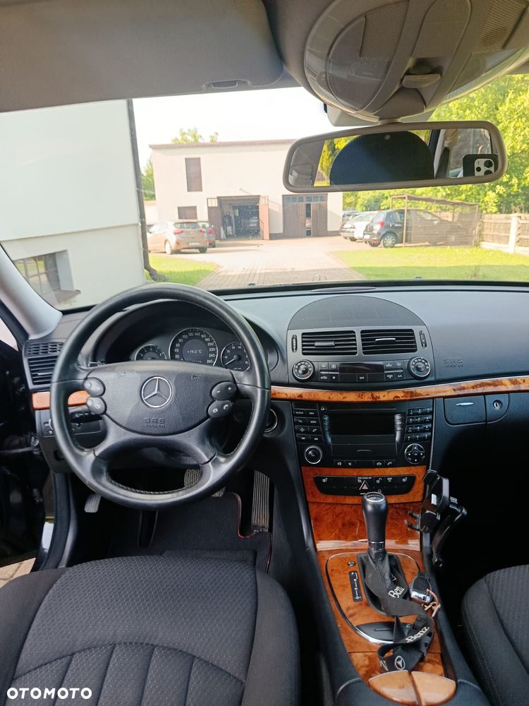 Mercedes-Benz Klasa E 200 Kompressor Automatik Elegance - 9