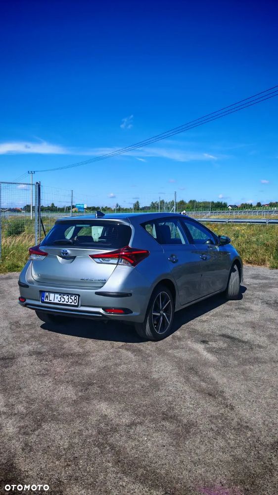 Toyota Auris 1.8 VVT-i Hybrid Automatik Comfort - 2