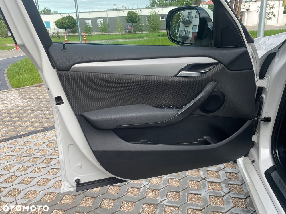BMW X1 - 18