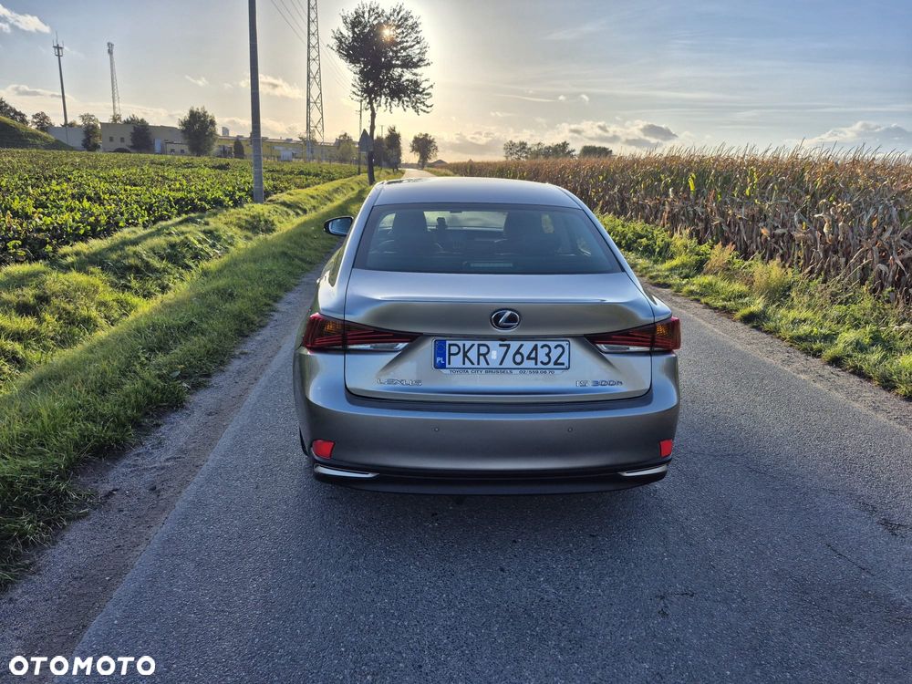 Lexus IS 200t / 300 Prestige - 5