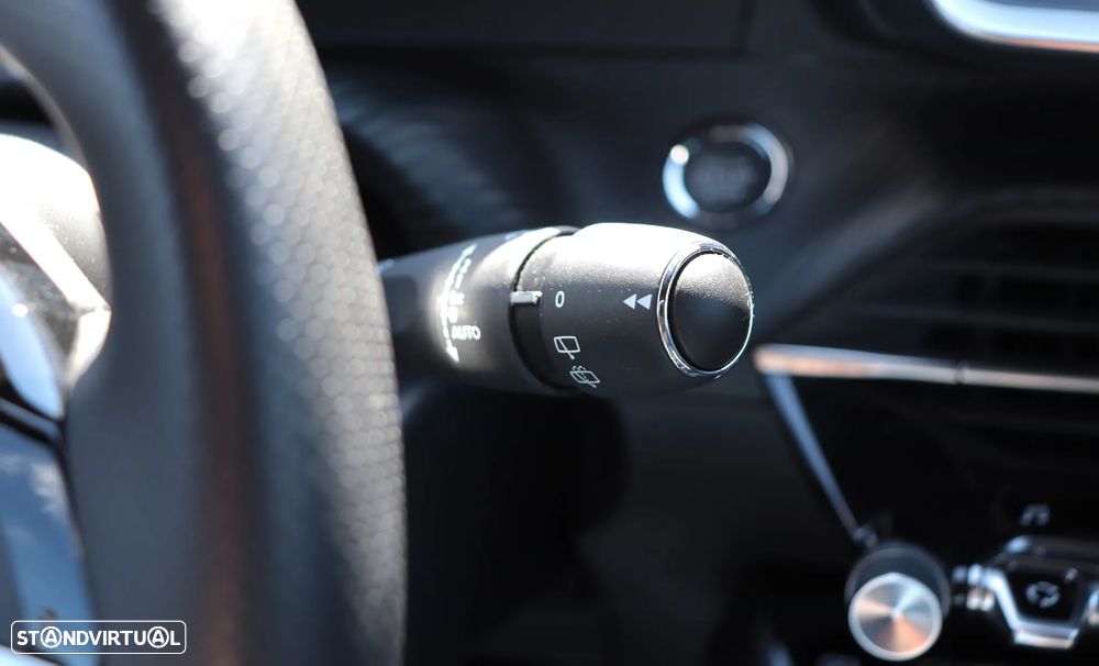 Peugeot 2008 1.2 PureTech GT EAT8 - 35