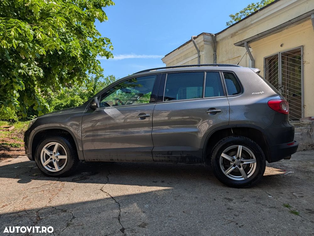 Volkswagen Tiguan 2.0 TDI DPF BlueMotion Technology Freestyle - 3