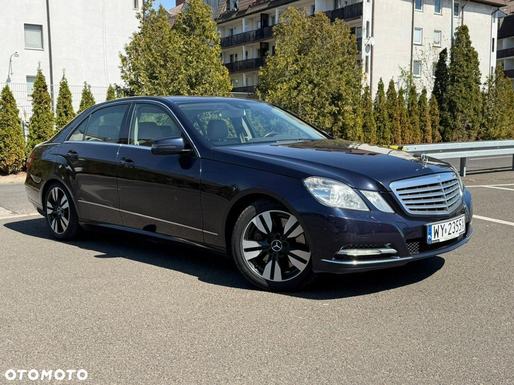 Mercedes-Benz Klasa E 500 4-Matic Avantgarde - 4