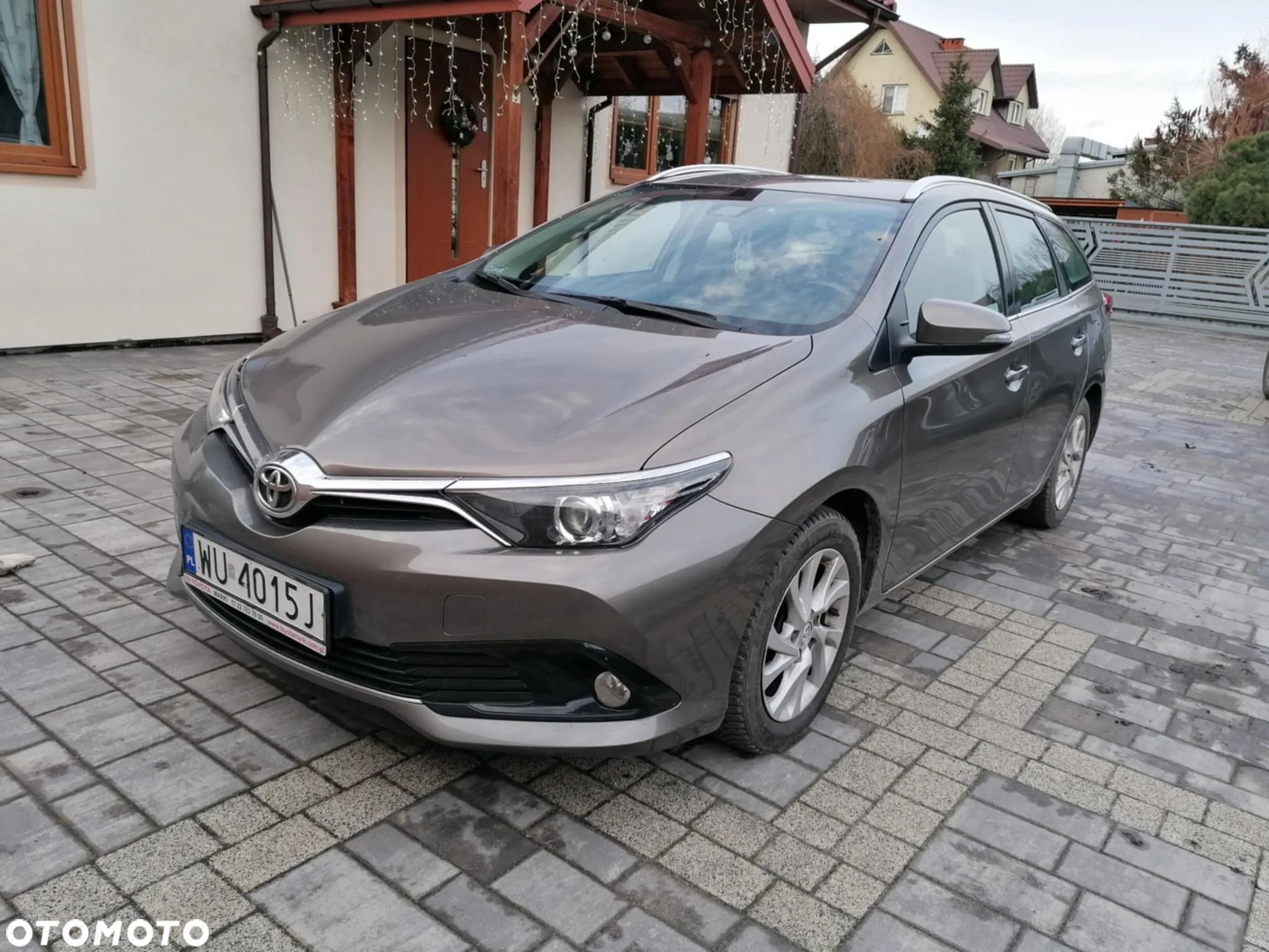 Toyota Auris 1.6 Classic Plus - 1