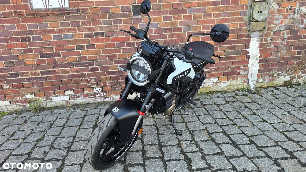 Husqvarna Vitpilen - 11