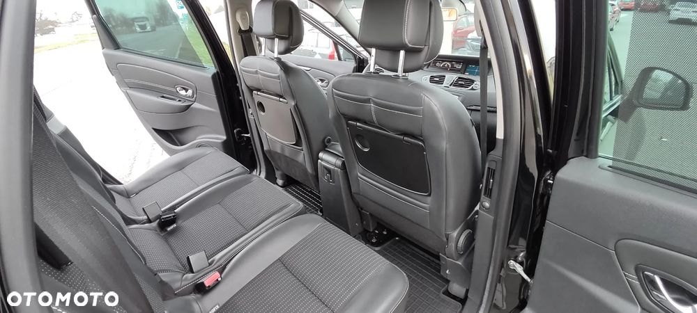 Renault Scenic 1.6 dCi Energy Privilege - 32