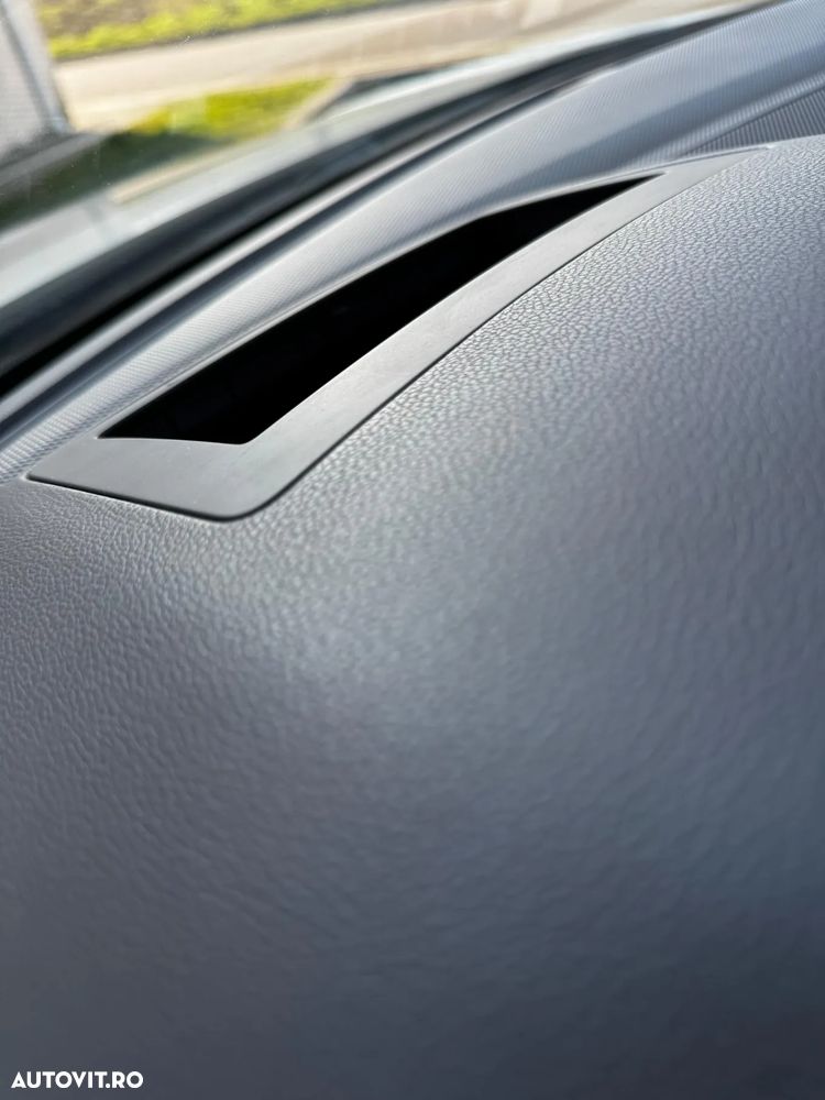 Volkswagen Tiguan 2.0 TDI SCR 4MOTION (BlueMotion Techn.) DSG Highline - 18