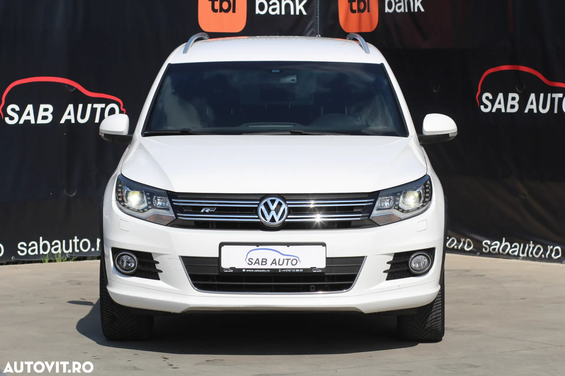 Volkswagen Tiguan 2.0 TDI SCR 4MOTION DSG R-Line - 3