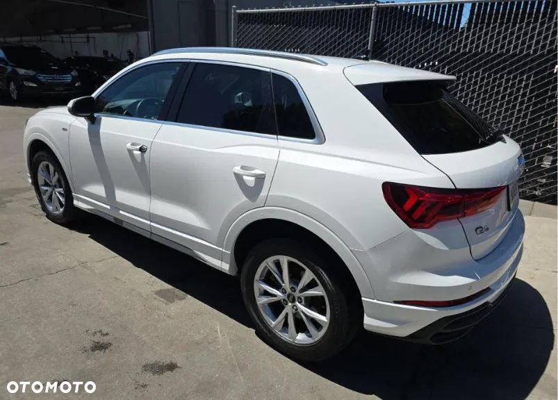Audi Q3 45 TFSI Quattro S tronic S line - 5