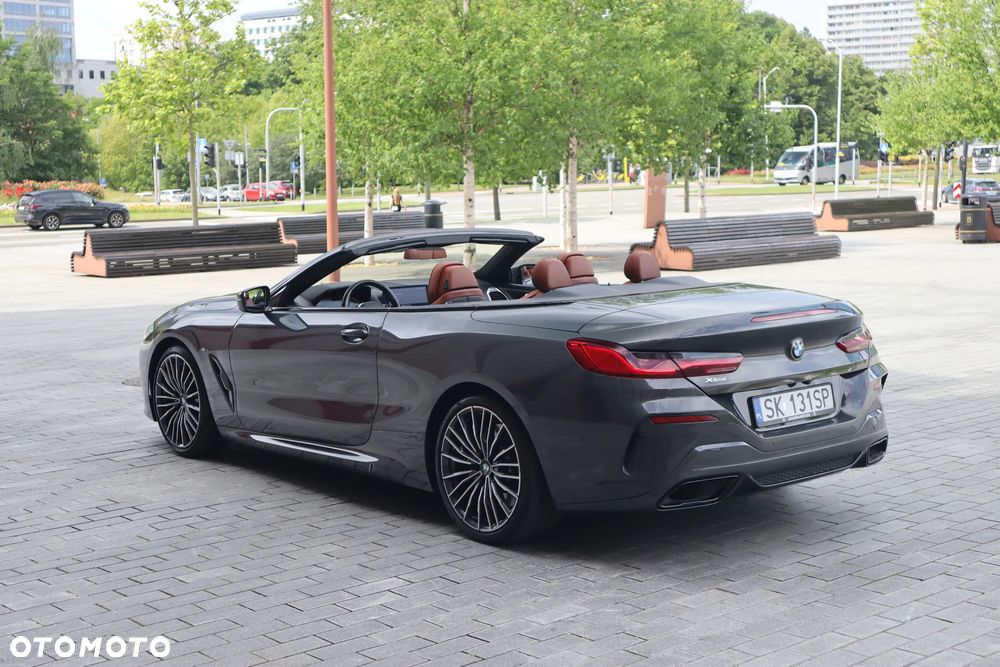 BMW Seria 8 840i - 9