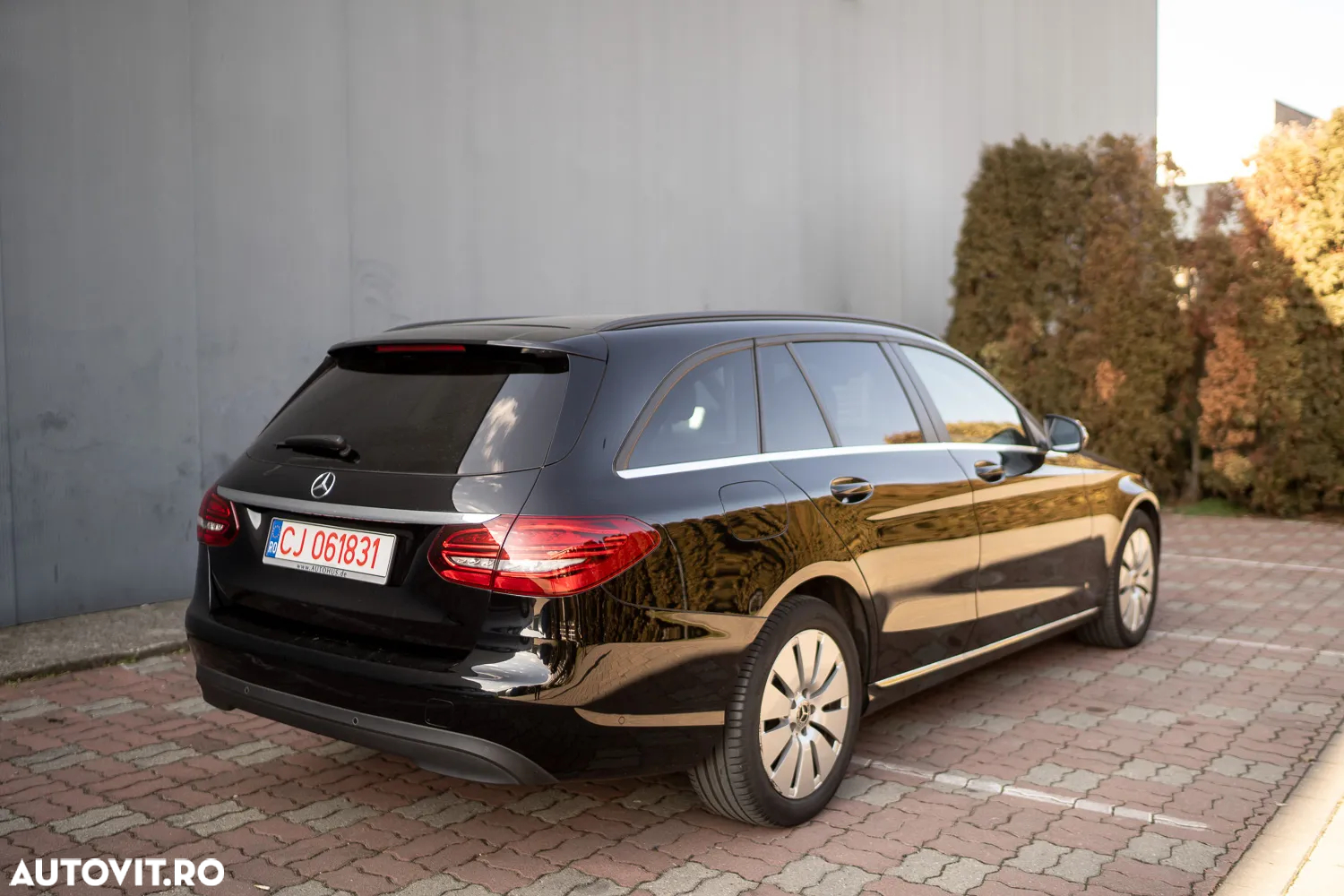 Mercedes-Benz C 220 d T 9G-TRONIC Avantgarde - 5