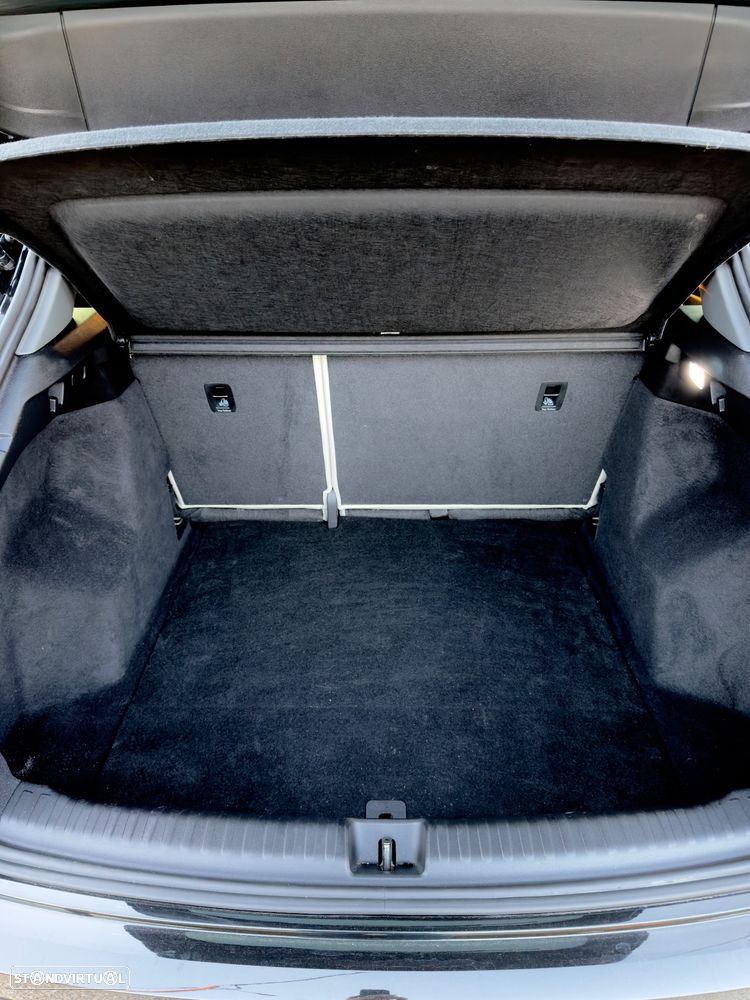 Audi Q4 e-tron 40 - 9