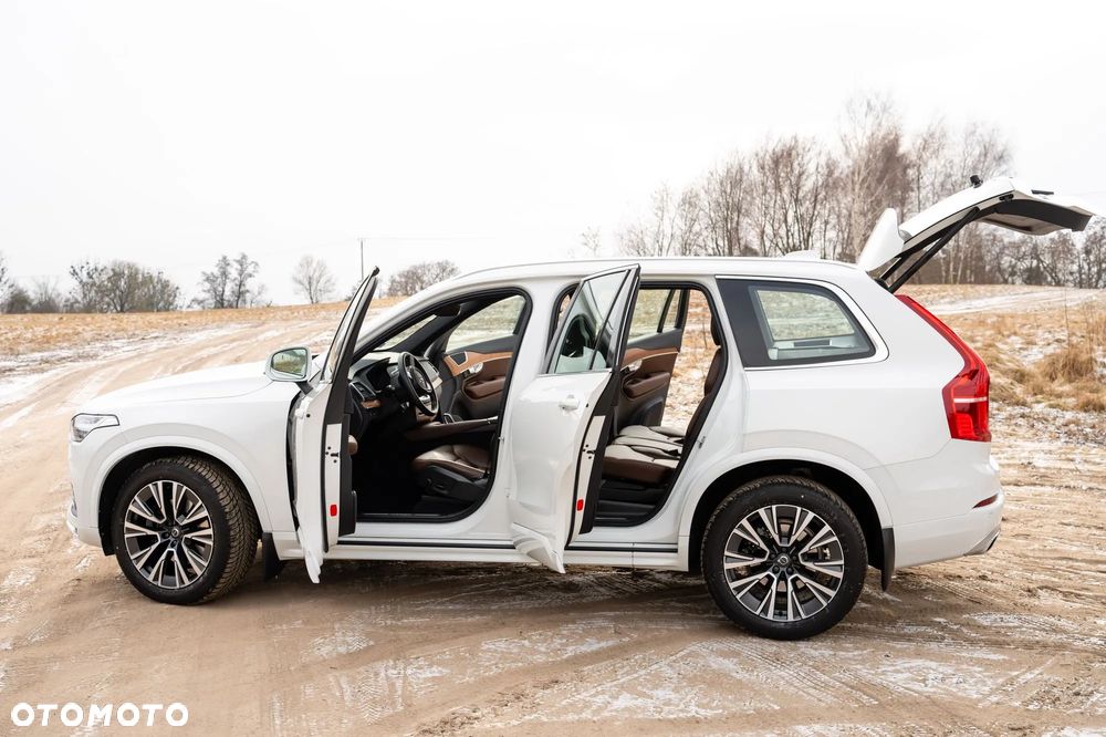 Volvo XC 90 B5 D AWD Momentum - 9