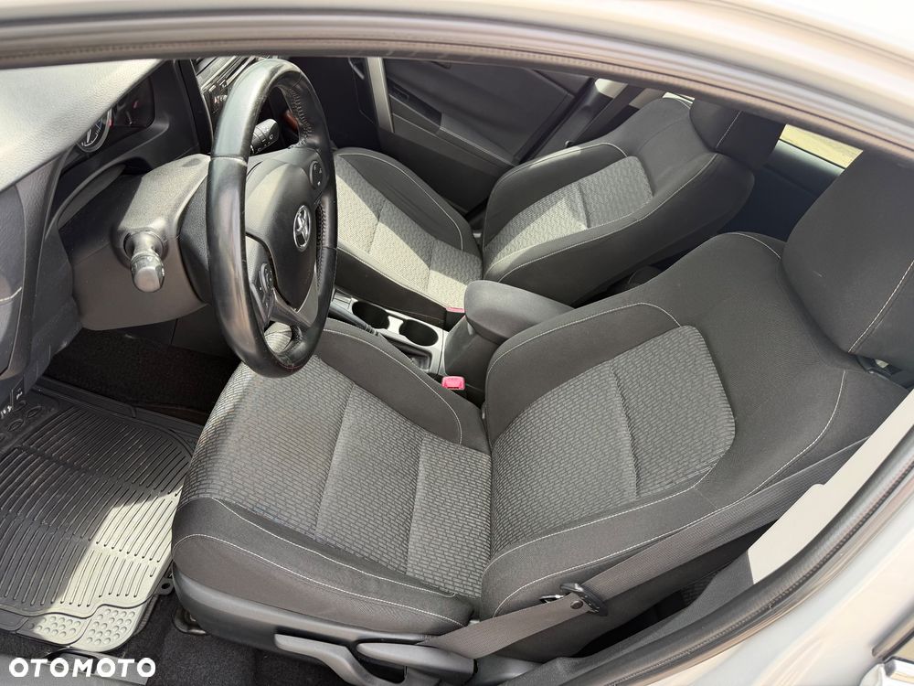 Toyota Auris - 10