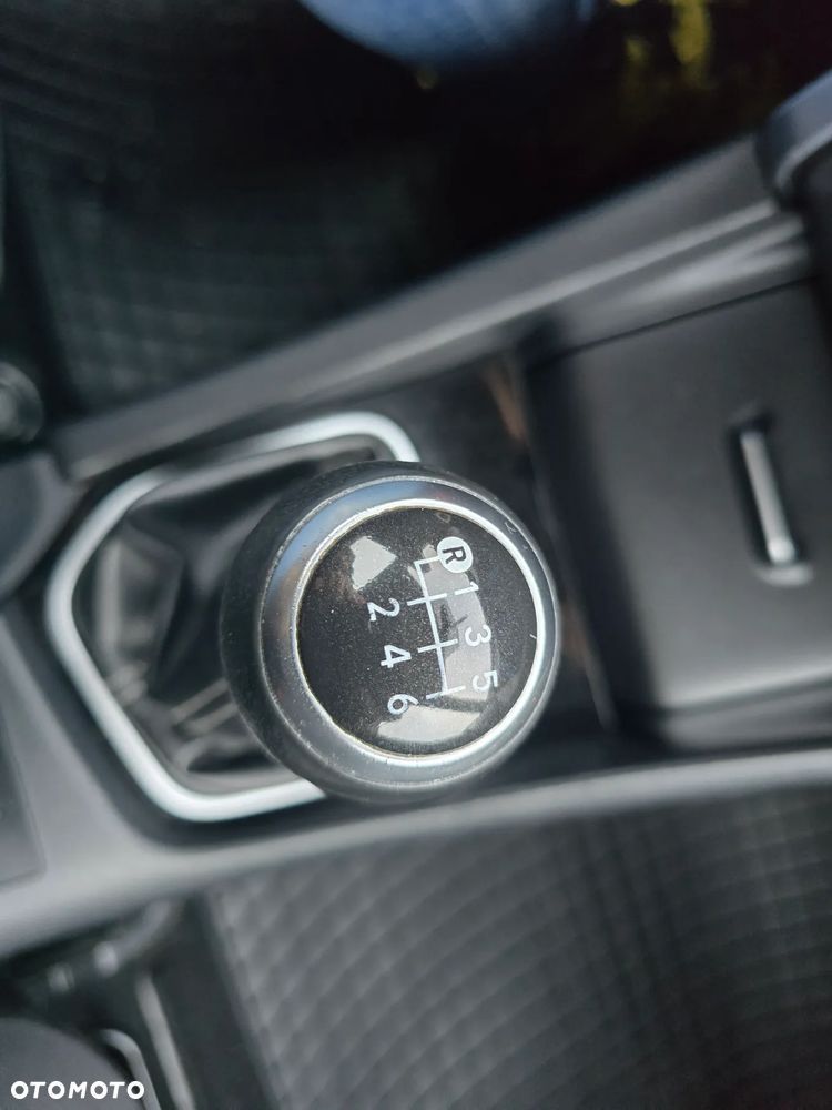 Toyota Corolla 1.6 Active EU6 - 27