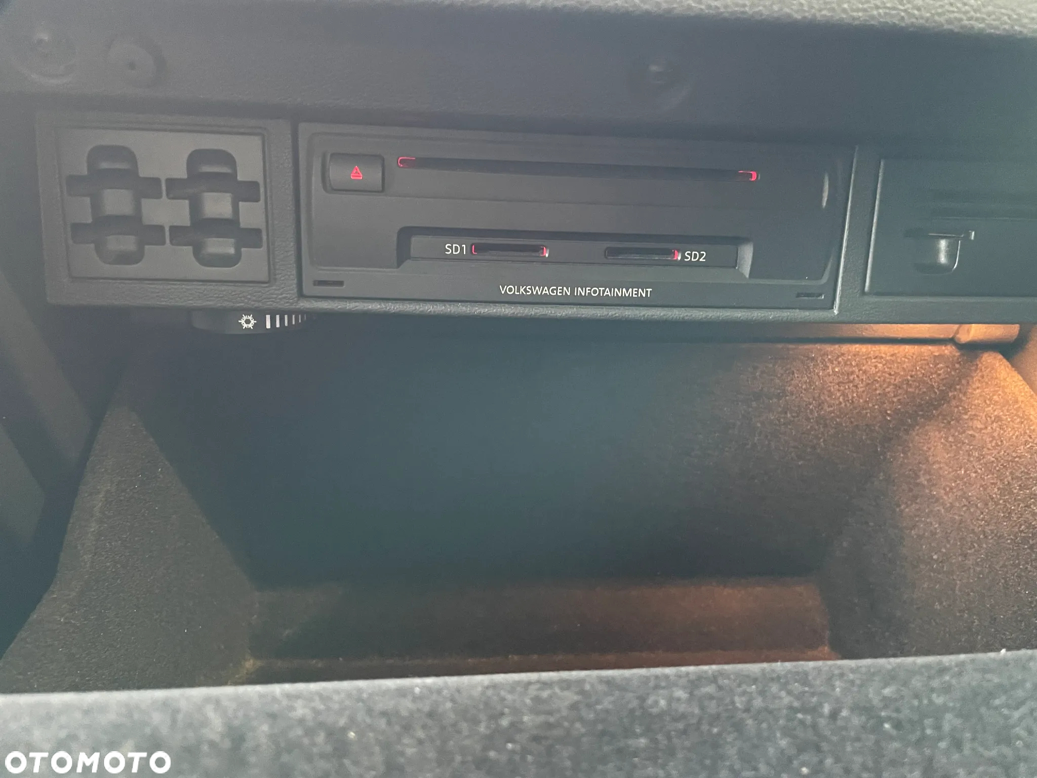 Volkswagen Golf VI 1.6 TDI BlueMot Comfortline - 17