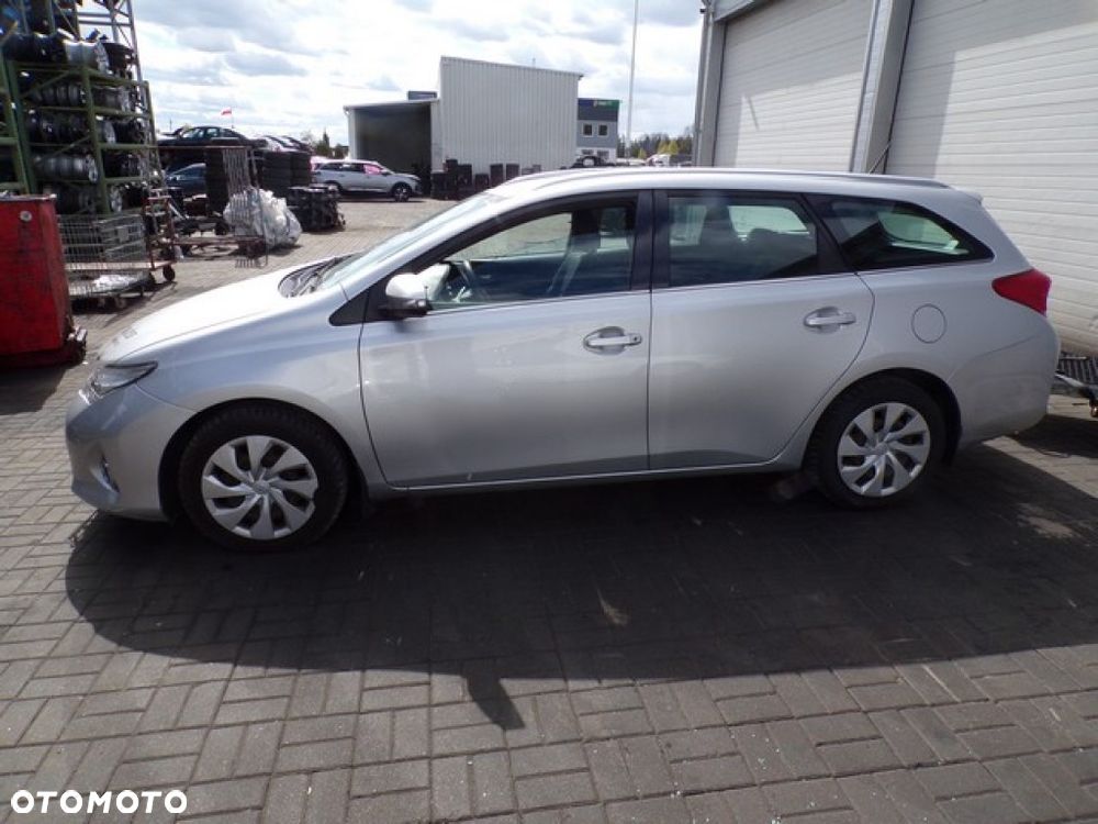 Części - Toyota Auris 2 II 1.6 Valvematic 132 KM KOMBI 13R - 4