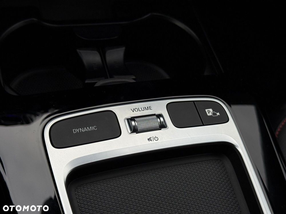 Mercedes-Benz Klasa A 200 AMG Line 7G-DCT - 24