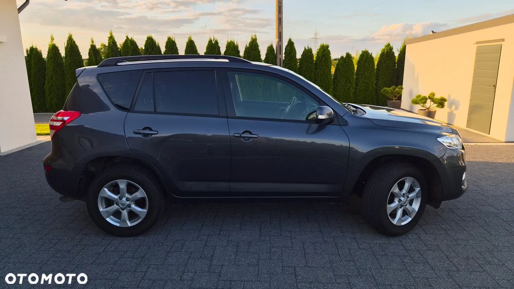 Toyota RAV4 2.0 4x4 Sol - 28