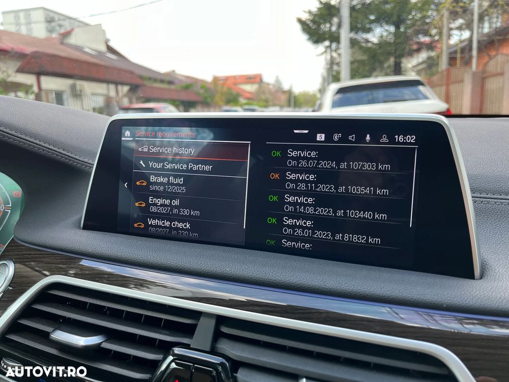 BMW Seria 7 730d xDrive - 38