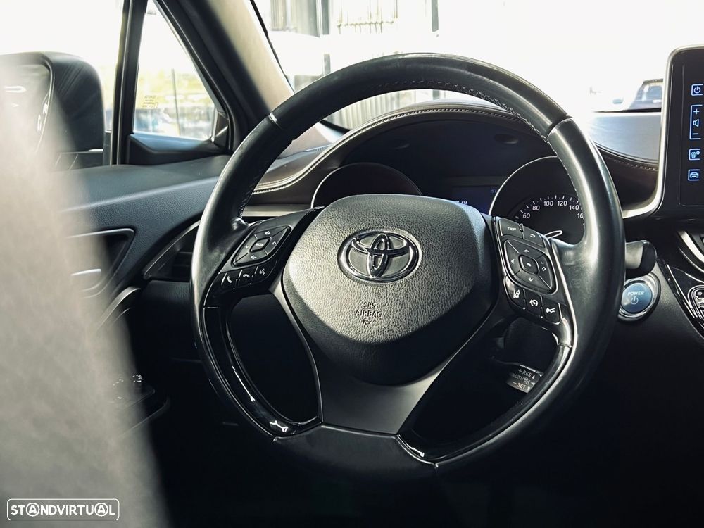 Toyota C-HR 1.8 HSD Exclusive+P.Luxury - 15
