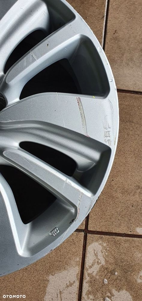 Felga aluminiowa Suzuki OE 6.0" x 16" 5x114.3 ET 50 - 2