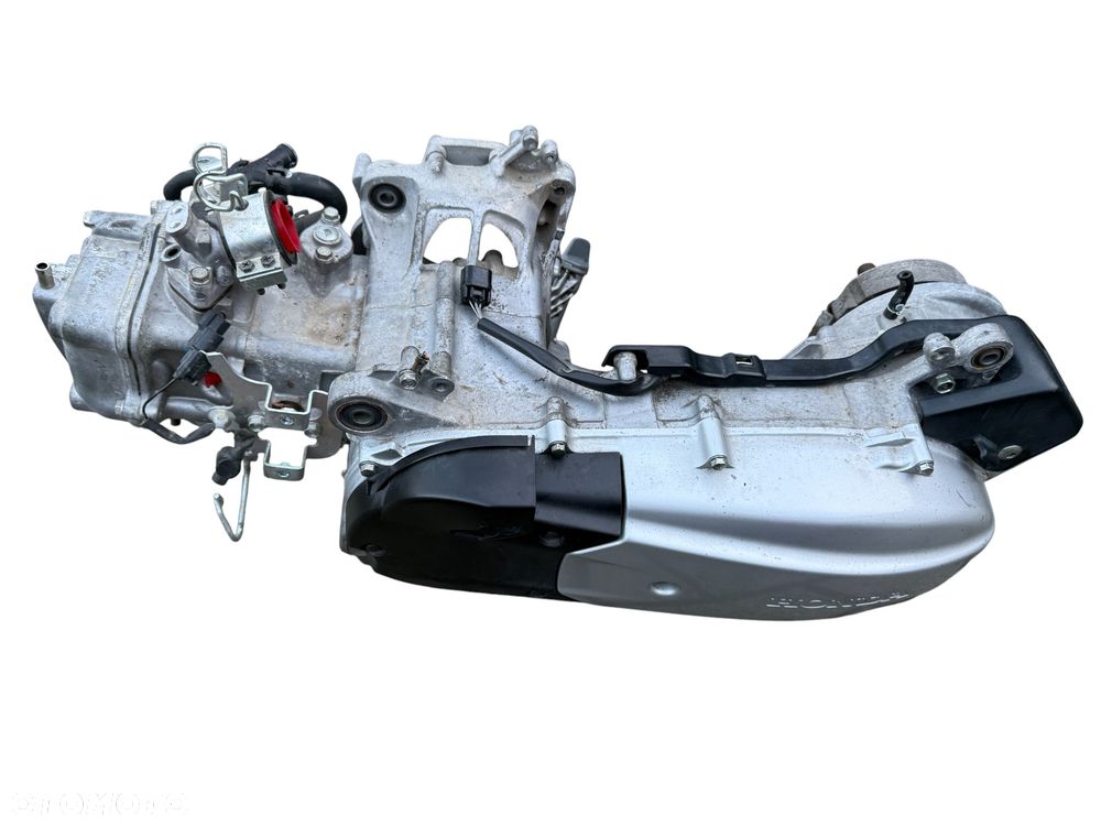 Silnik Honda PCX 125  10-13  Mocowanie górne - 1